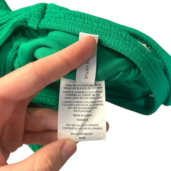 Becca Color Prism Textured One-Piece Swimsuit Green Women Medium NWT - Picture 8 of 10